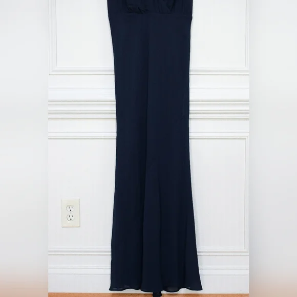Reformation Nayeli Dress in Navy Blue Fitted Maxi Dress V-Neck Cap Sleeve Size 8 - Picture 13 of 14